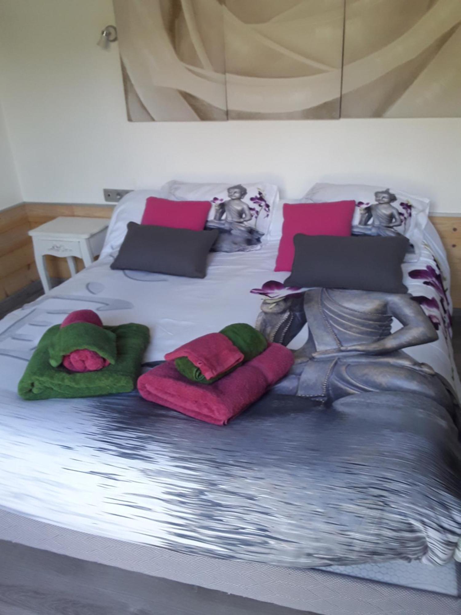 Chambres D'Hotes De L'Orval Thiergeville Eksteriør bilde